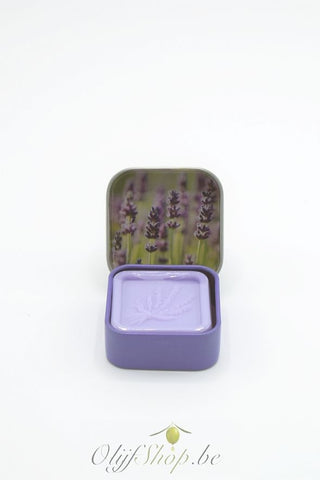 Gastenzeepje in blikje lavendel