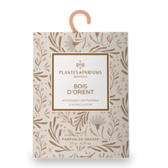 Bois d'Orient geurzakje met kapstokje 10 gram - Plantes & Parfums