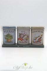 Geschenk koffertje tussen aarde en zee